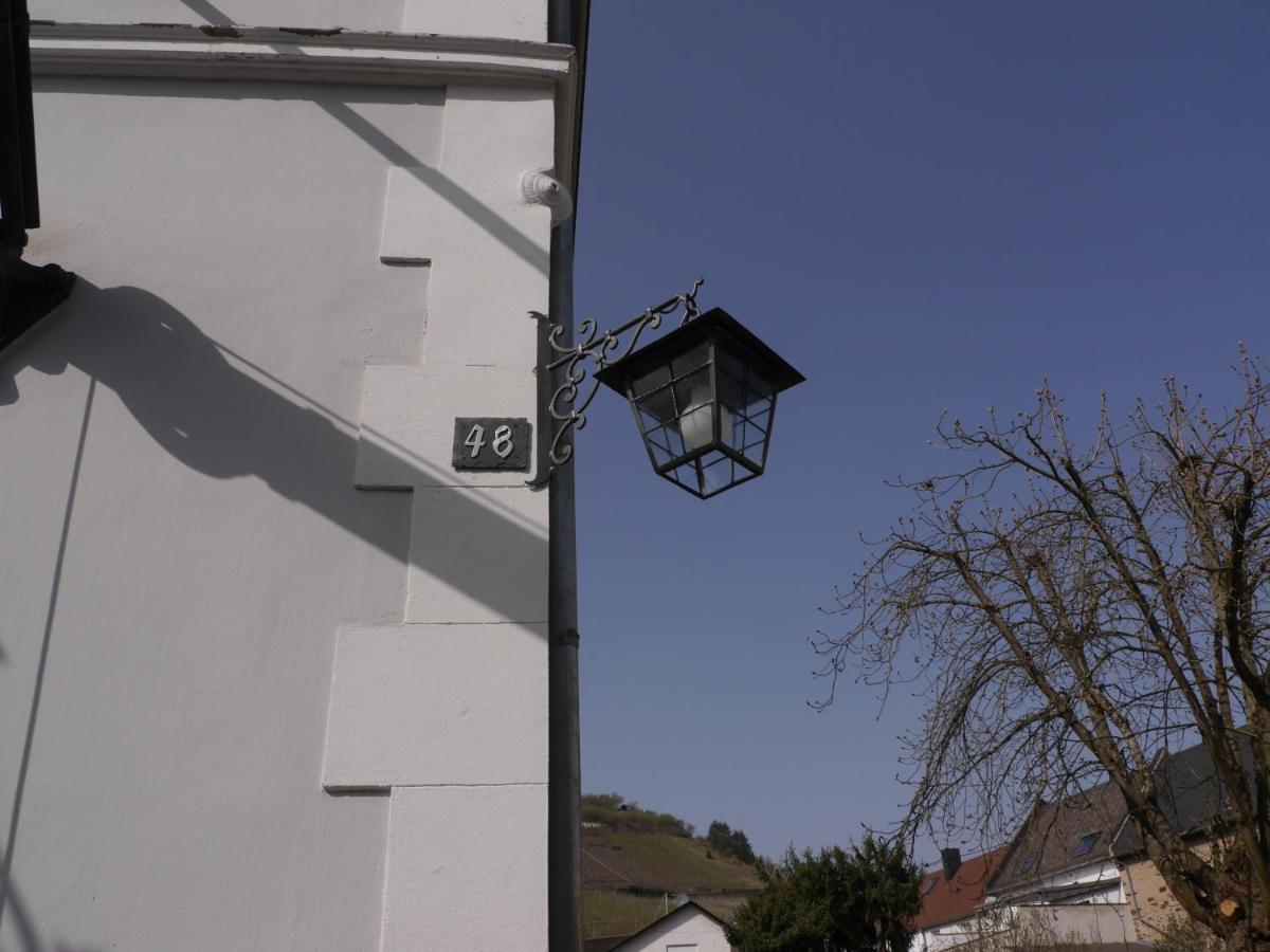 Altes Weingut Weinhaus Rebstock Apartment Winningen Exterior photo