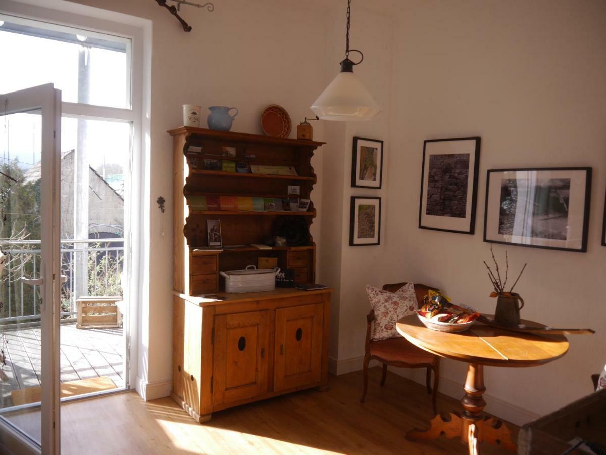 Altes Weingut Weinhaus Rebstock Apartment Winningen Exterior photo